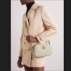 GUCCI GG Marmont Mystic White Camera small quilted leather shoulder bag